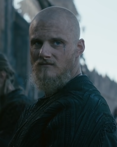 Bjorn Ragnarsson interpretado por el actor Alexander Ludwig en la serie Vikingos. Fuente: HISTORY